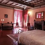 Cantoni Pensión 4*